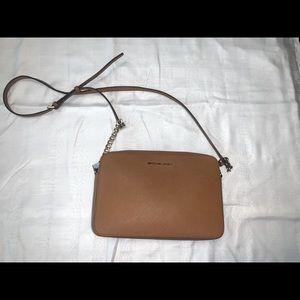 Michael Kors Jet Set Large East West Crossbody Tan/Gold